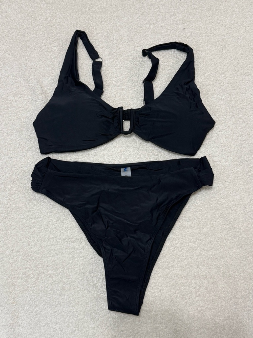 Black Women's Two-Piece Bikini Set - Classic Support Top & High-Cut Bottoms